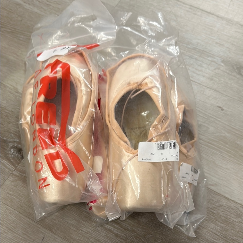Freed of London Ballet Pointe Shoes
